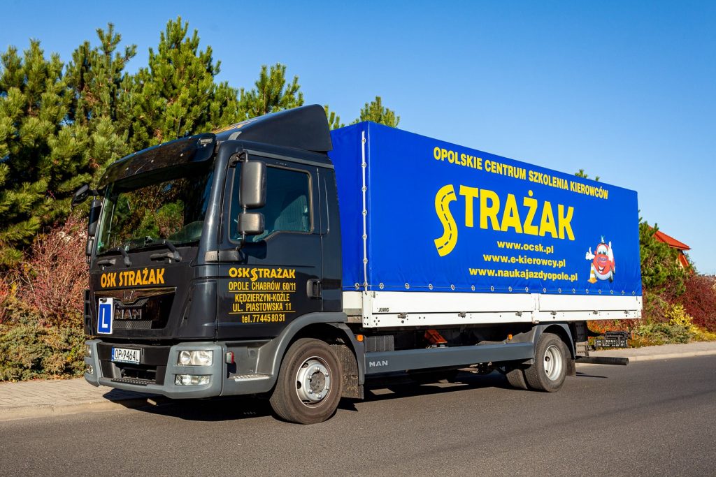 Ciężarówka szkoleniowa MAN OCSK STRAŻAK do nauki jazdy kategorii C
